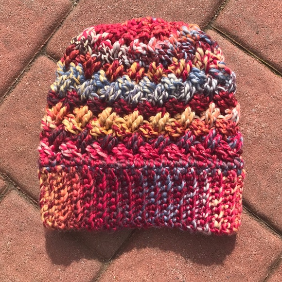 Crochet Celtic Beanie Handmade artesian - Picture 1 of 4